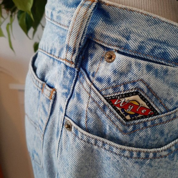 SOLD-Vtg WYLER 80s Stone Wash Relaxed Leg Denim High Waist Tapered Leg Jeans - Picture 5 of 9